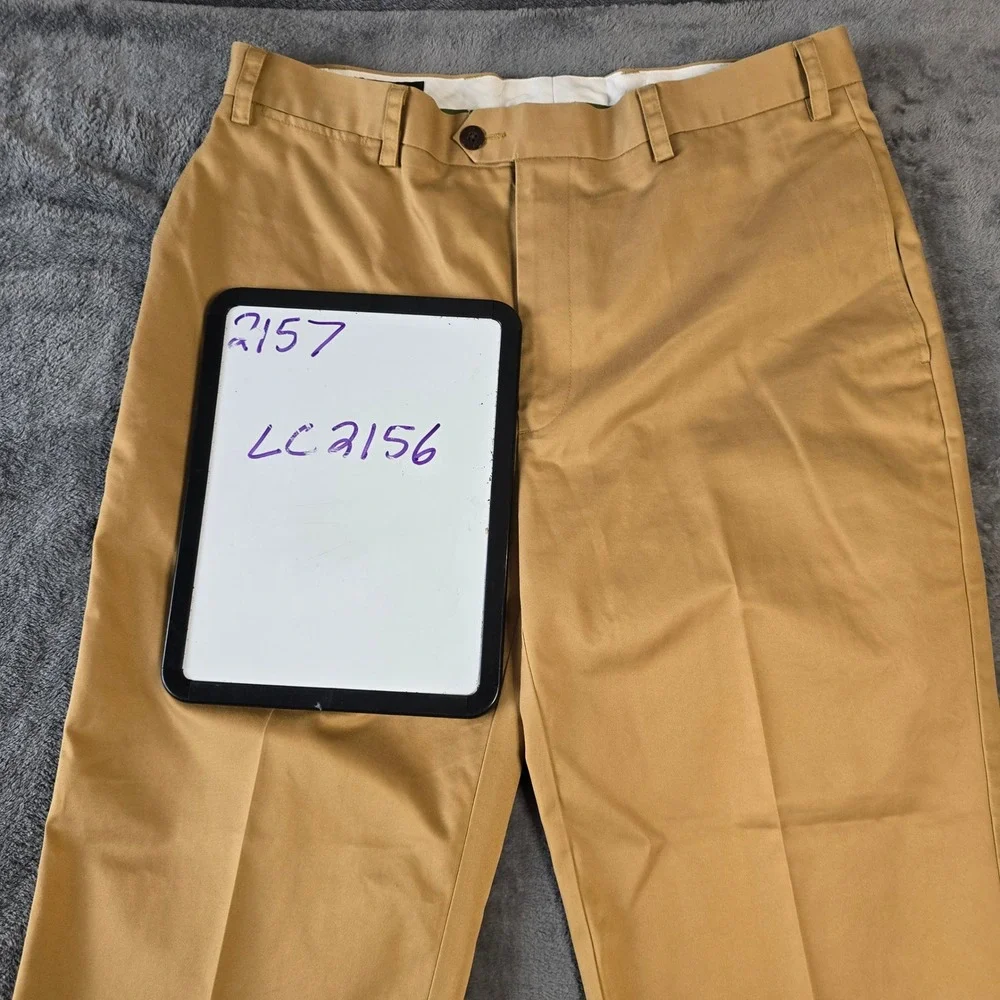 Orvis Men's Chino Pants‎ 36W 32L Tan Khaki 100% Cotton Flat Front Straight Leg